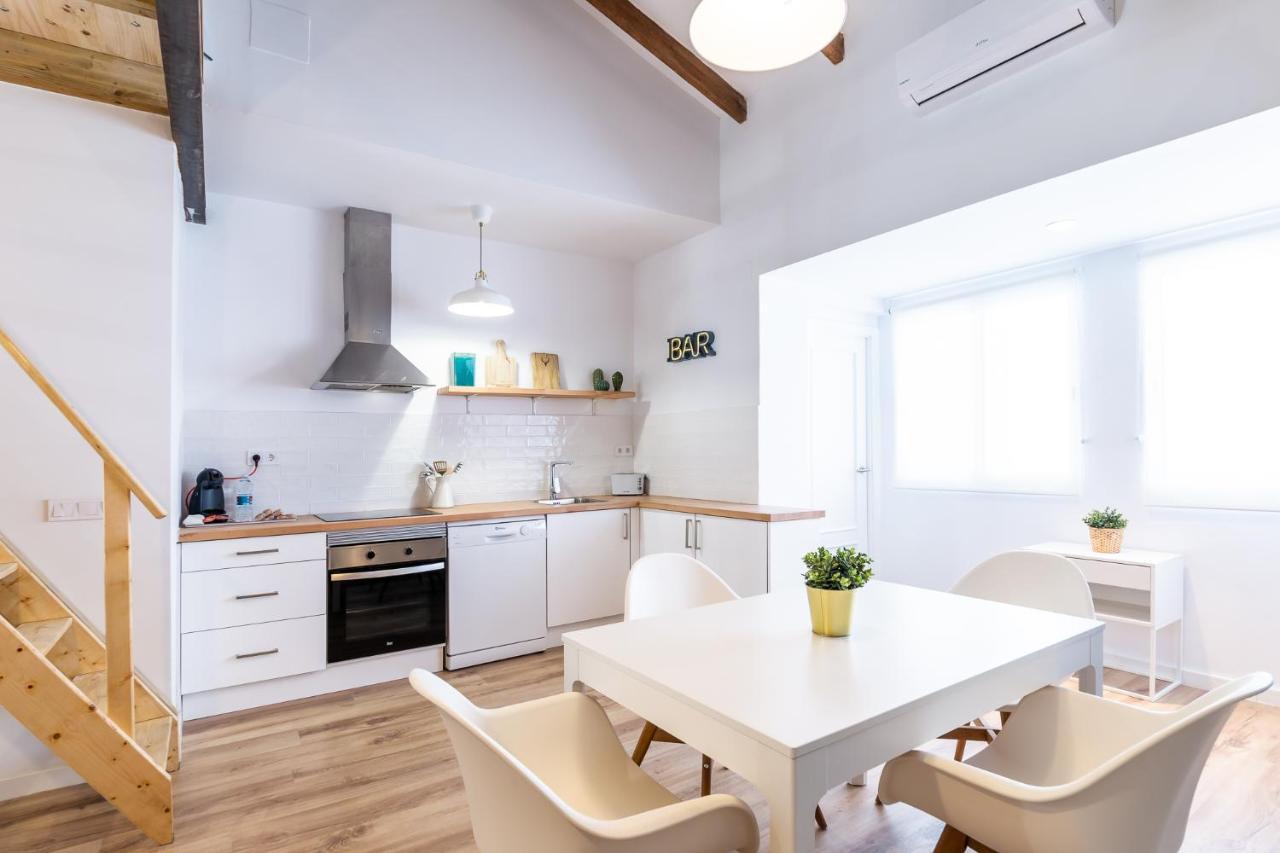 Anelsa Apmts Descubre Valencia Y Su Playa Apartment Ngoại thất bức ảnh