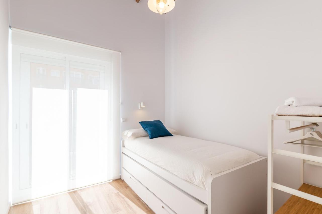 Anelsa Apmts Descubre Valencia Y Su Playa Apartment Ngoại thất bức ảnh